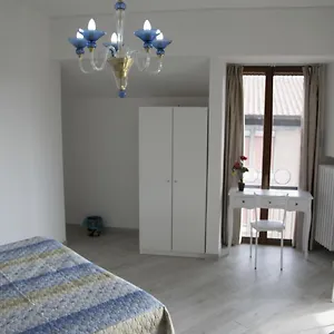 Nancy House Florencia
